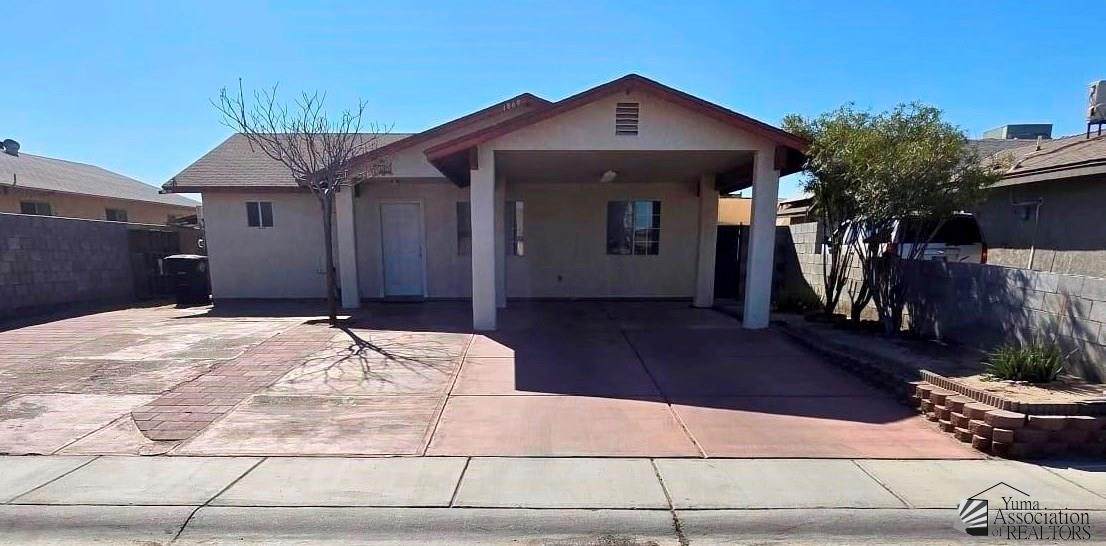 1869 Kennedy Ln - Photo 1