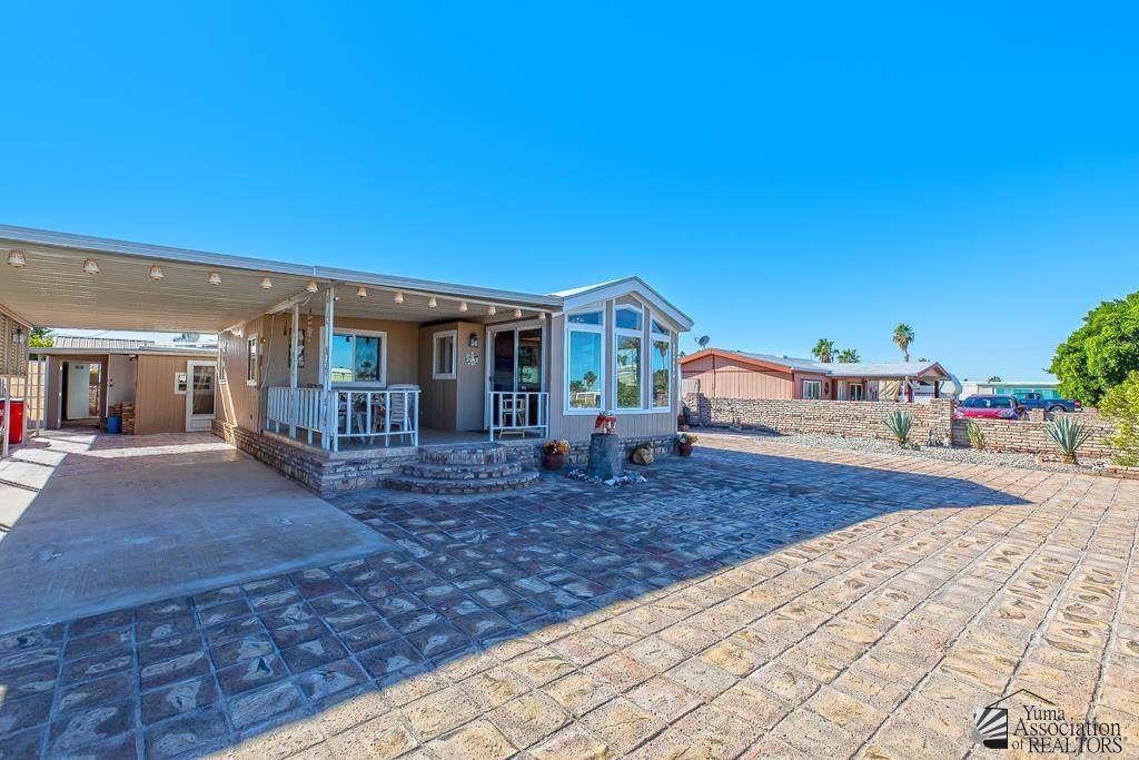 12439 38 PL - Photo 1