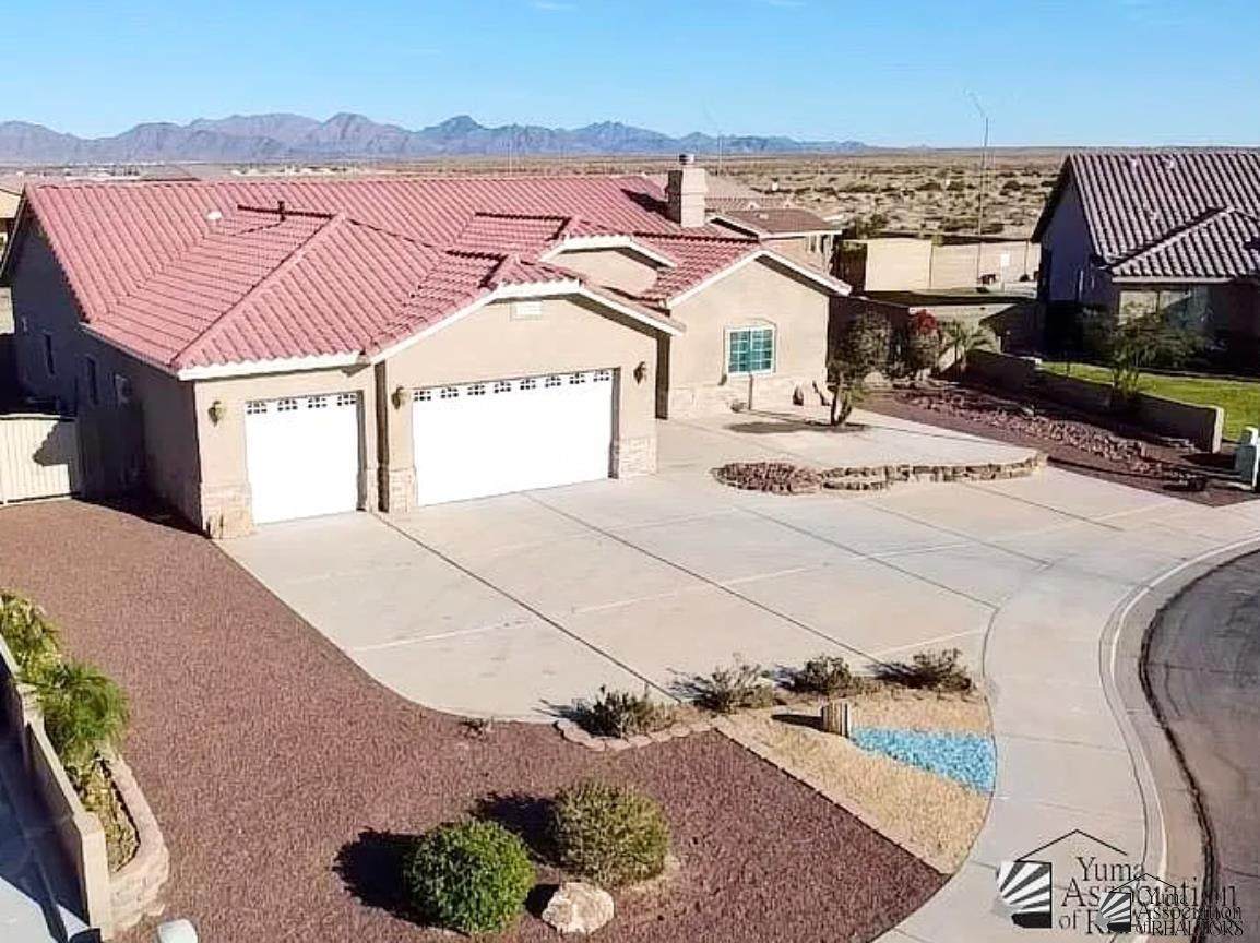 3939 Dana Dr - Photo 1